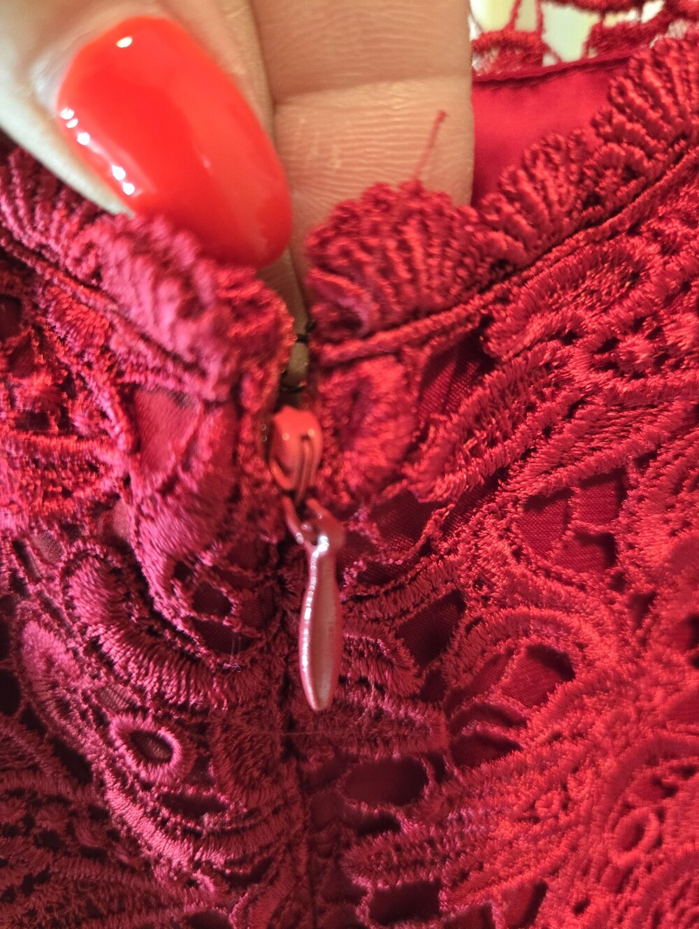 🔥NWT WHBM Gorgeous Red/Fuchsia Lace Midi Dress - Picture 9 of 16
